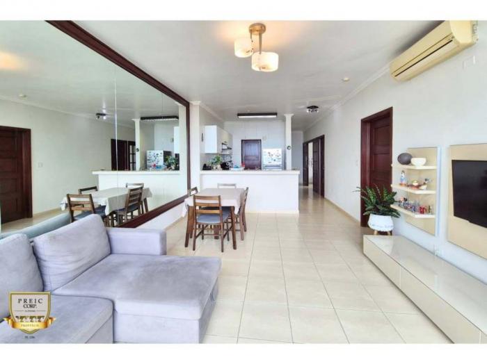 2-bedroom apartment for sale in grand bay