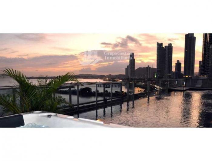 Waters on the bay Avenida Balboa Panama en venta