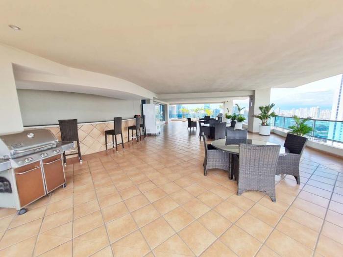 One-bedroom apartment for sale in grand bay
