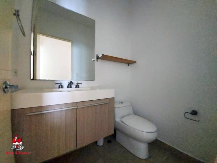 Apartment for sale on Balboa Avenue