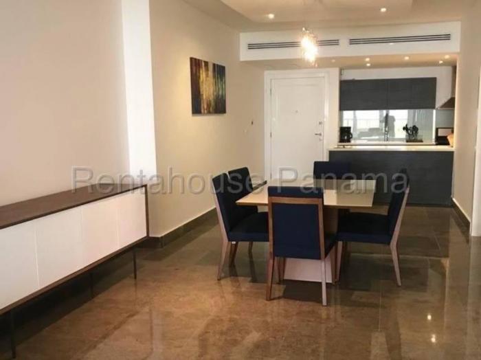 Apartamento en Yoo de 2 recamaras en venta