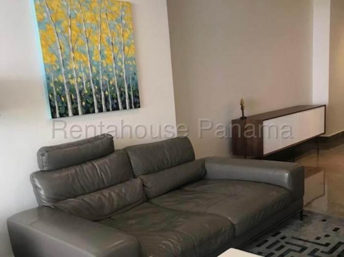 Apartamento en Yoo de 2 recamaras en venta