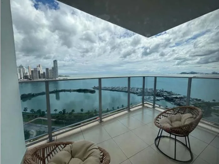 Apartamento en White tower de 2 recamaras en alquiler — 2