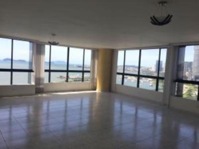 Apartamento en alquiler en condesa y princesa del mar de 3 habitaciones. condesa y princesa del mar 