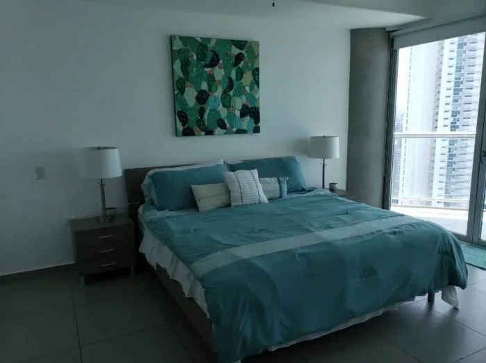 Alquiler de apartamento en Yacht club 2 habitaciones — 4