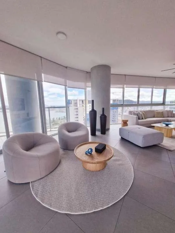 Apartamento en alquiler en Yacht club de 2 habitaciones — 2