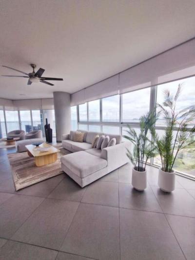 Apartment for rent in yacht club with 2 bedrooms. yacht club tower cinta costera with 2 bedrooms