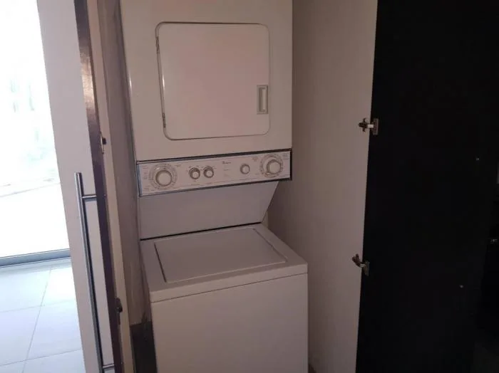 Yacht club Avenida Balboa 2 habitaciones — 5