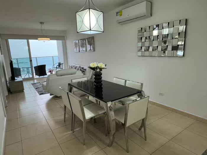 Apartamento en White Avenida Balboa en venta