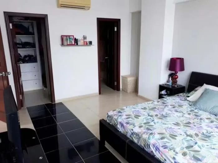 Grand bay  Panama amoblado en venta — 2
