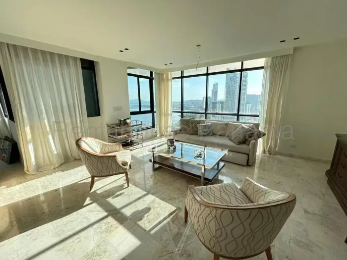 Torres miramar 3 recamaras en alquiler — 2