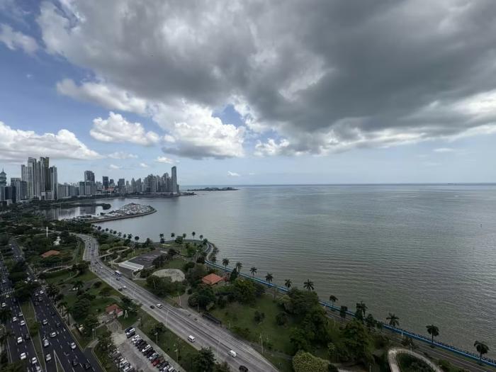 Element  Panama amoblado en venta