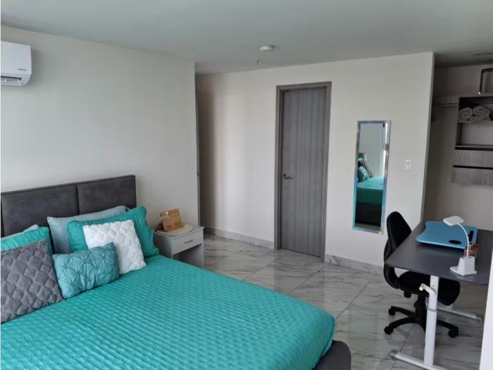 The sands Balboa Avenue, 2 bedrooms