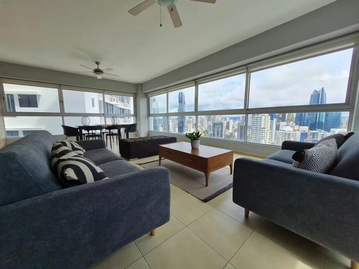 Grand bay  Panama amoblado en venta