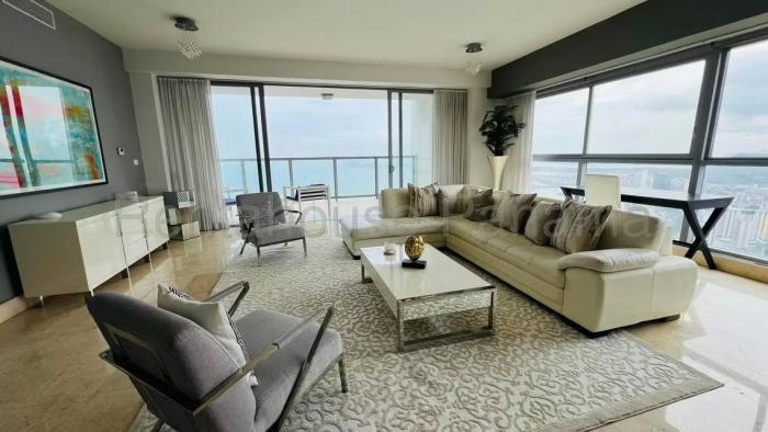 Apartamento en Yoo Avenida Balboa en venta