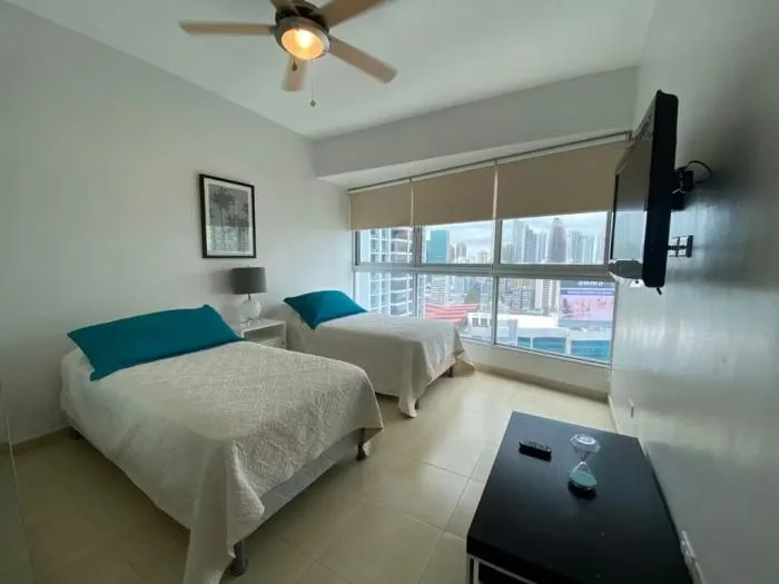 Grand bay tower Avenida Balboa 1 habitacion — 4