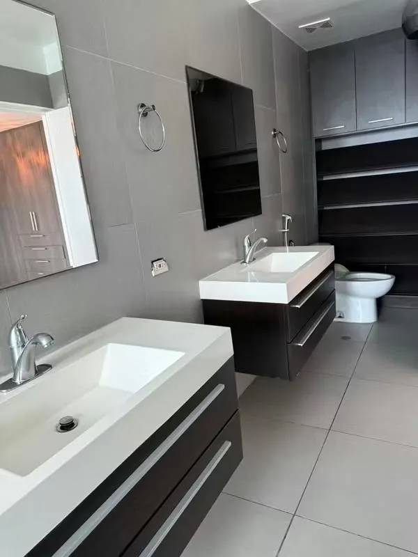Apartamento en venta en Yacht club de 3 recamaras — 3