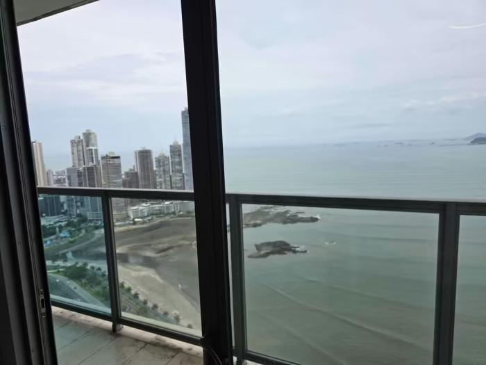 Yoo panama Avenida Balboa 1 recamara