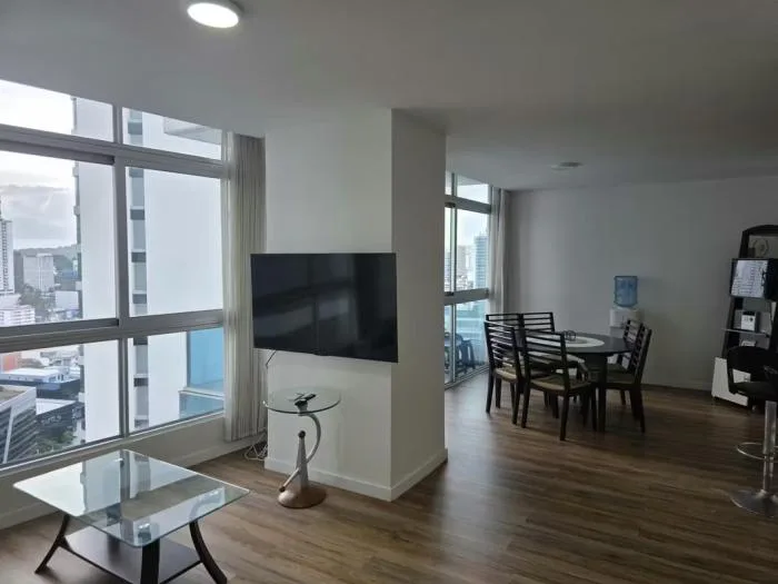 Bayfront  Panama amoblado en alquiler — 4