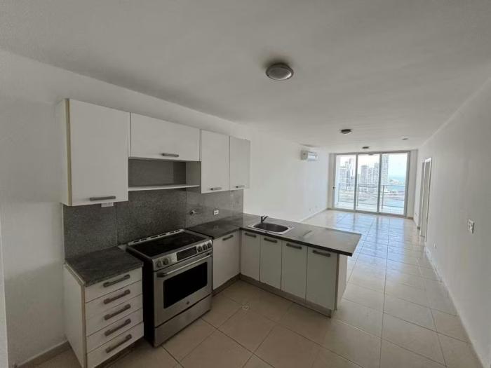 White 1 habitacion en venta