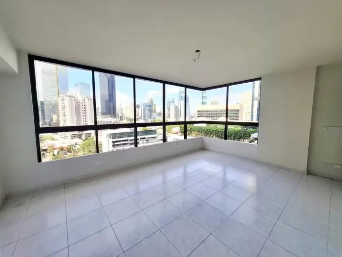 Apartamento en venta en Condesa princesa de 3 habitaciones — 3