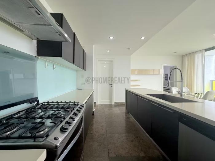 Yoo Balboa Avenue, 2 bedrooms