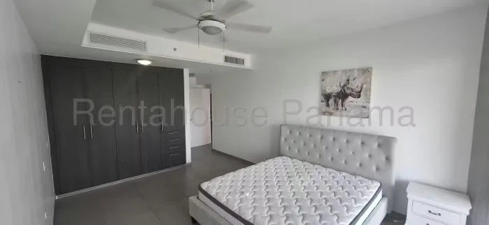 Yacht club tower Avenida Balboa 2 habitaciones — 3