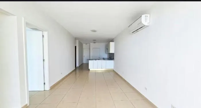 White tower Avenida Balboa Panama en venta — 2