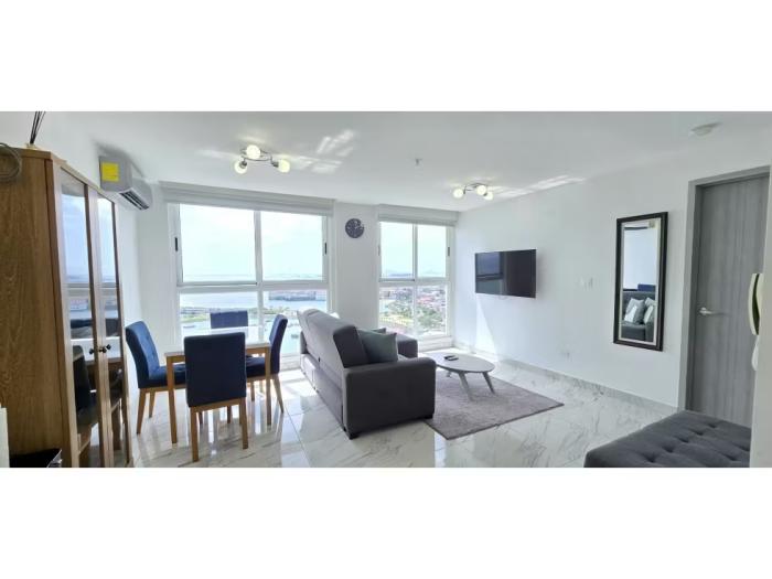 The sands Balboa Avenue 1 room