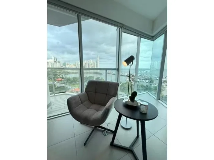 Yacht club tower Avenida Balboa 2 habitaciones — 2