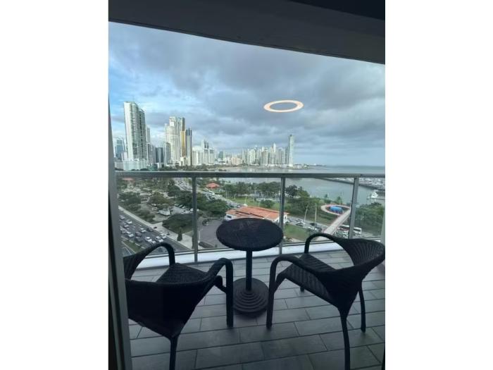 Yacht club tower Avenida Balboa 2 habitaciones