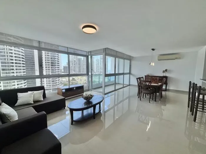 Apartamento en Bayfront de 1 recamara en alquiler — 2