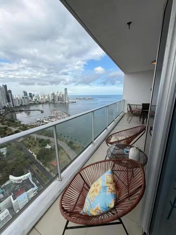 Apartamento en Destiny de 2 recamaras en alquiler — 3