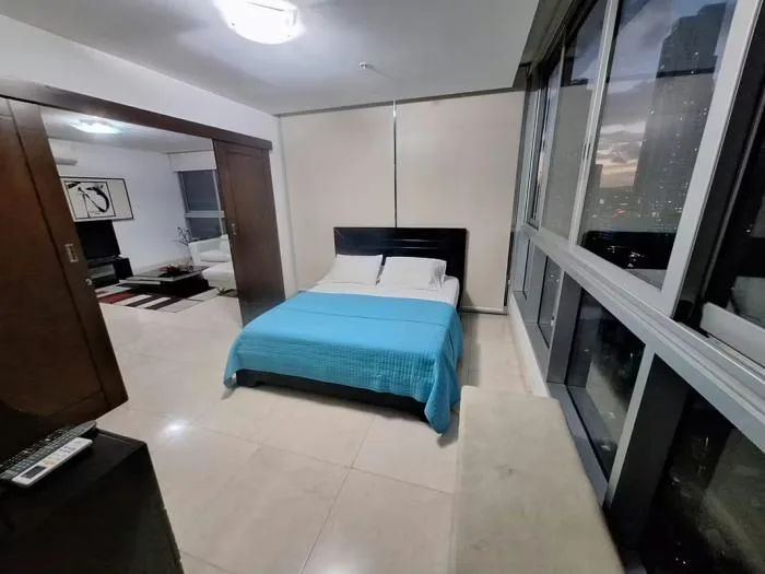 Villa del mar Avenida Balboa Panama en alquiler — 3