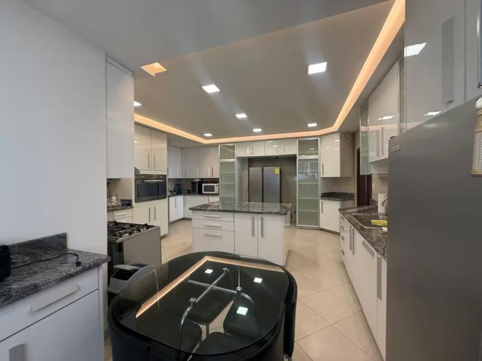 Venta de apartamento en Condesa y princesa del mar 3 habitaciones