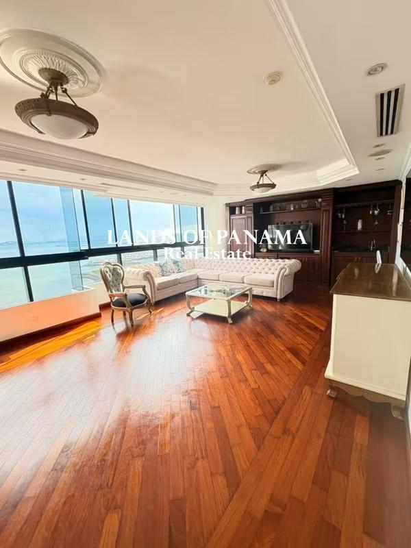 Apartment for sale in condesa princesa 4 bedrooms