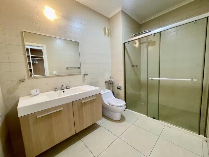 Apartamento en White tower de 2 habitaciones en venta