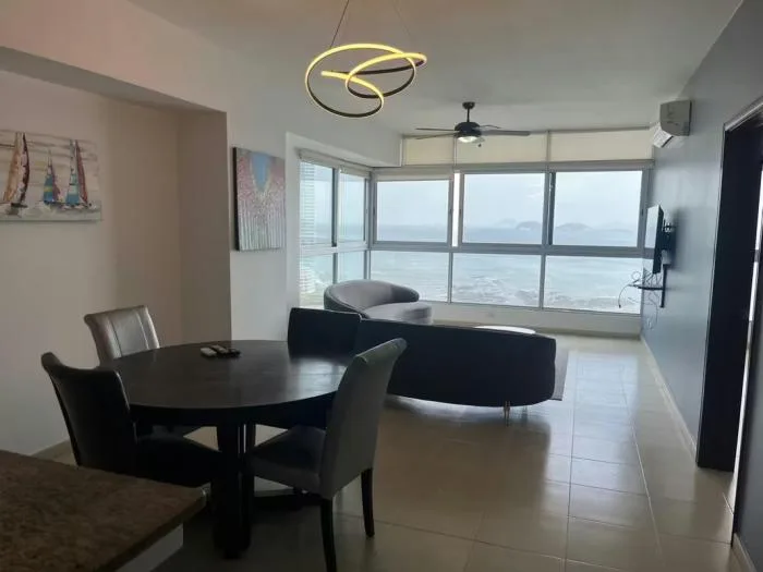 Grand bay Avenida Balboa Panama en alquiler — 2