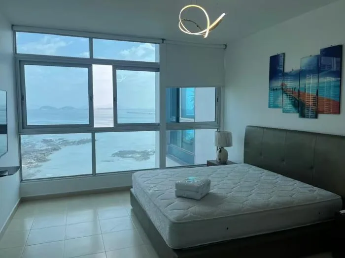 Grand bay Avenida Balboa Panama en alquiler — 3