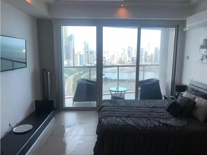 Apartamento en Yacht club de 3 habitaciones en alquiler — 5