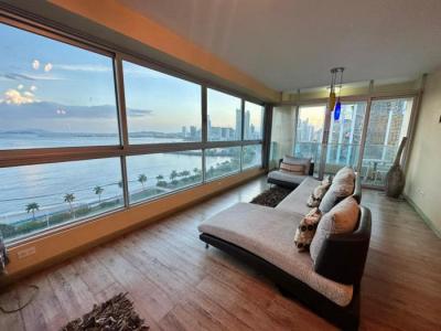 Descubre este elegante apartamento de 100 m² ubicado en el prestigioso bayfront tower, sobre la ic�