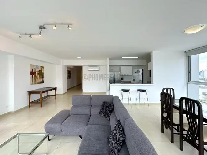 Apartamento en alquiler en Grand bay de 1 habitacion — 4