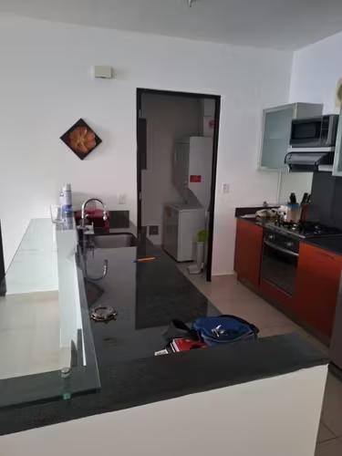 Destiny Balboa Avenue 1 room