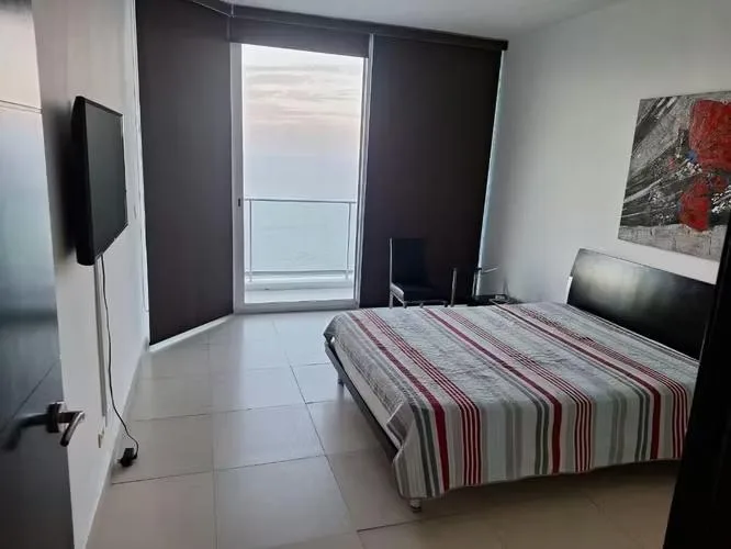 Destiny Avenida Balboa 1 habitacion — 5