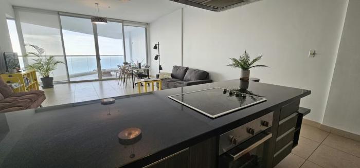 Apartment for rent on Balboa Avenue
