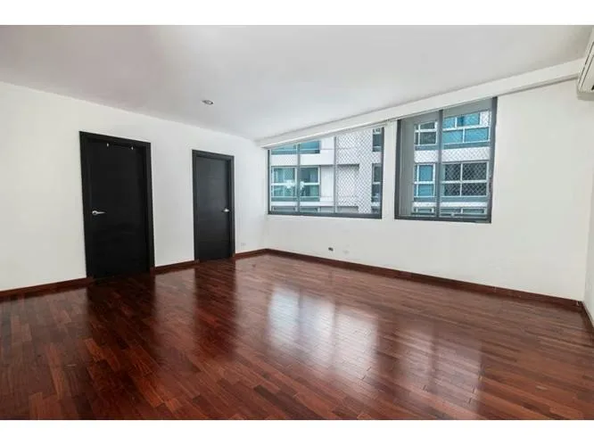 Los delfines Avenida Balboa Panama en venta — 3