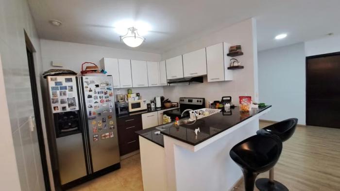 Bayfront tower Balboa Avenue, 2 bedrooms
