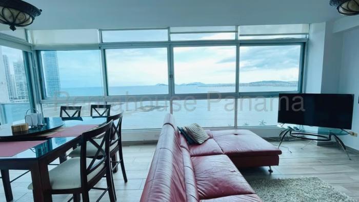 Bayfront Balboa Avenue Panama for sale