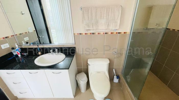 Bayfront Balboa Avenue Panama for sale