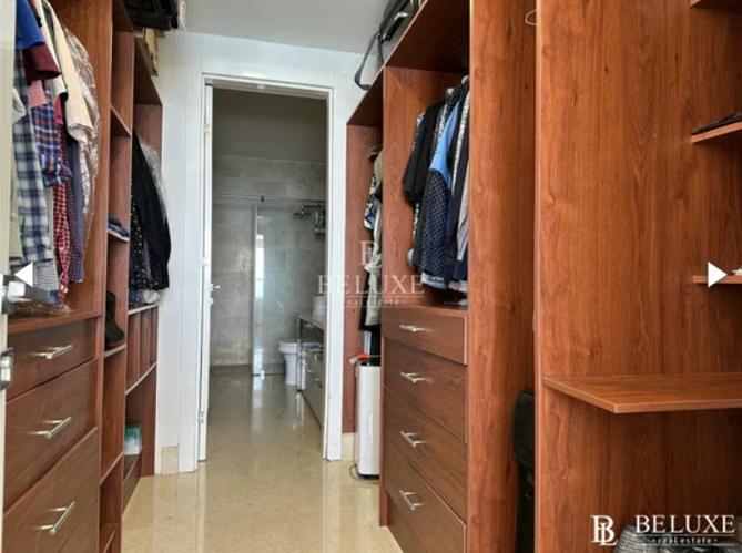 Yoo Avenida Balboa Panama en venta